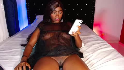 Snapshot of cataleeya_a chatting on October 7, 2025, 9:12 pm online time Colombia 1130 am 630 pm online show from October 7, 2025, 9:12 pm