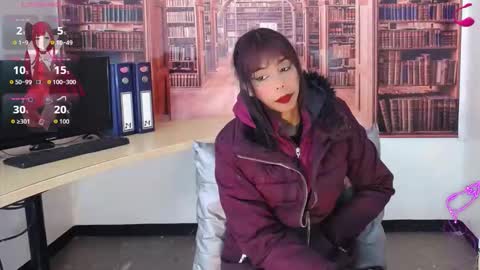 Queen Catalella online show from December 5, 2025, 3:37 am