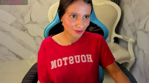cataleya23_a online show from May 20, 2026, 8:37 pm