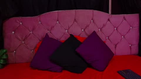 Cata Prins  online show from July 3, 2026, 12:00 pm