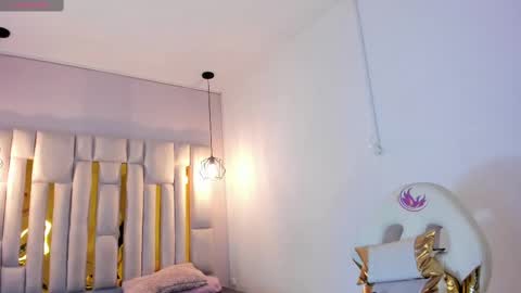 Snapshot of cataleya_sambrano chatting on October 6, 2025, 11:07 am Cataleya online show from October 6, 2025, 11:07 am
