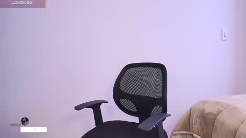 Snapshot of cataliina_santhana chatting on January 8, 2026, 4:53 pm Catalina online show from January 8, 2026, 4:53 pm