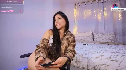 Snapshot of cataliina_santhana chatting on January 15, 2026, 12:48 am Catalina online show from January 15, 2026, 12:48 am