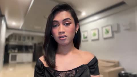 catalina2605 online show from October 25, 2025, 7:19 pm