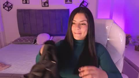 Snapshot of catalina_naughtyy chatting on October 17, 2025, 2:48 am Catalina online show from October 17, 2025, 2:48 am