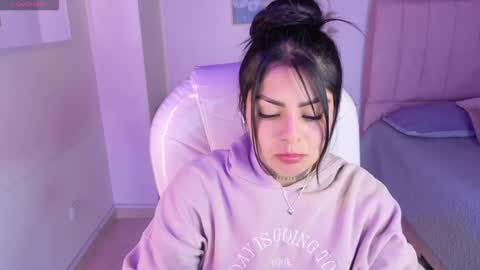 Snapshot of catalina_naughtyy chatting on November 23, 2025, 9:58 pm Catalina online show from November 23, 2025, 9:58 pm