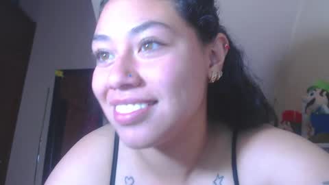 Snapshot of catalina_saenz19 chatting on September 19, 2025, 12:34 am Catalina Saenz online show from September 19, 2025, 12:34 am
