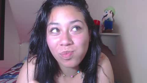 Snapshot of catalina_saenz19 chatting on September 21, 2025, 10:22 pm Catalina Saenz online show from September 21, 2025, 10:22 pm