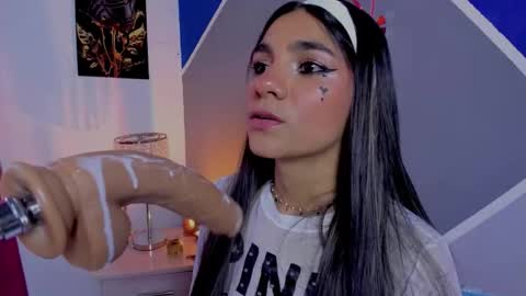 Snapshot of catalina_whore1 chatting on November 24, 2025, 7:46 pm catalina_whore1 online show from November 24, 2025, 7:46 pm