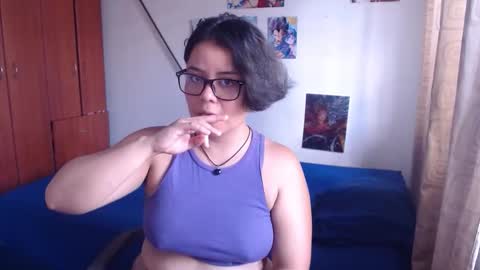 Snapshot of catalinaa_lovee chatting on October 6, 2025, 5:21 pm catalinaa_lovee online show from October 6, 2025, 5:21 pm