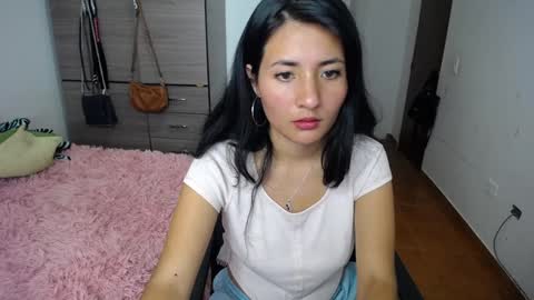 Snapshot of catalinahounn chatting on February 2, 2025, 3:39 pm catalinahounn online show from February 2, 2025, 3:39 pm