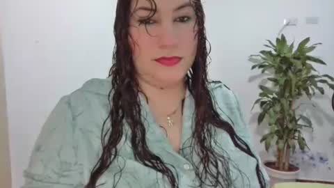 Snapshot of catalinamarpi45 chatting on March 16, 2026, 4:18 am cataleya online show from March 16, 2026, 4:18 am