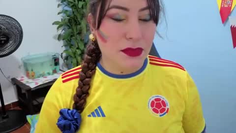 Snapshot of catalinamarpi45 chatting on July 3, 2026, 12:11 pm cataleya online show from July 3, 2026, 12:11 pm