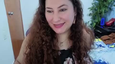 Snapshot of catalinamarpi45 chatting on August 2, 2026, 4:22 am cataleya online show from August 2, 2026, 4:22 am