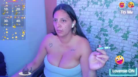  Mia   online show from December 19, 2025, 3:02 am