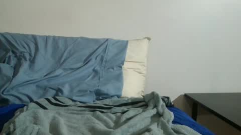 catchthiscum online show from June 19, 2026, 9:40 pm