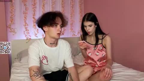 Stacy and Bob online show from October 19, 2025, 10:32 pm