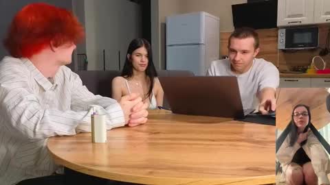 Stacy and Bob online show from November 5, 2025, 12:43 am