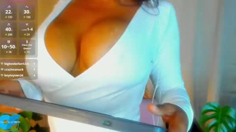 Snapshot of caterinezapataa chatting on March 9, 2026, 10:30 am Caterine Zapata online show from March 9, 2026, 10:30 am