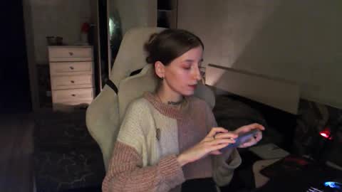 Snapshot of cath_dysphoria_ chatting on November 6, 2025, 7:37 pm CATH online show from November 6, 2025, 7:37 pm