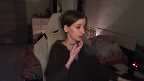 Snapshot of cath_dysphoria_ chatting on December 21, 2025, 4:25 pm CATH online show from December 21, 2025, 4:25 pm