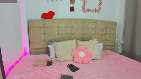 catherine_and_tara online show from July 12, 2026, 1:07 am