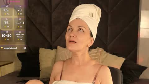 Snapshot of catherine_wisp chatting on February 25, 2026, 1:43 pm Catherine online show from February 25, 2026, 1:43 pm