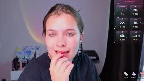 Snapshot of catherinekaris chatting on July 17, 2026, 7:15 am Catherine online show from July 17, 2026, 7:15 am