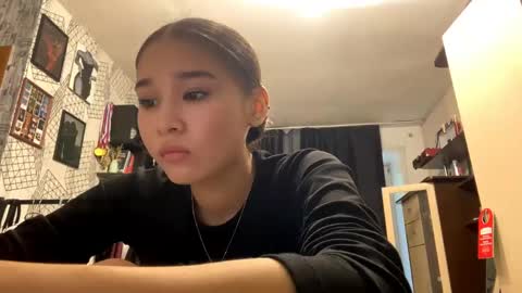 catherinepirs online show from May 20, 2026, 1:17 pm