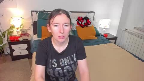 Catrin online show from October 29, 2025, 6:59 am