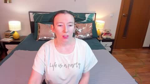 Catrin online show from January 12, 2026, 3:23 am