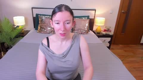 Catrin online show from May 1, 2026, 4:50 am