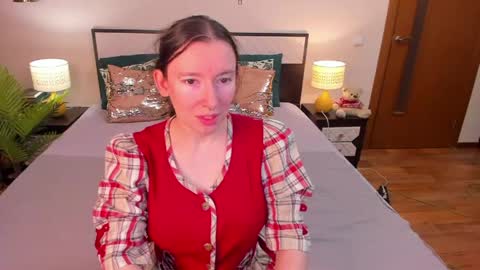 Catrin online show from May 16, 2026, 6:43 am