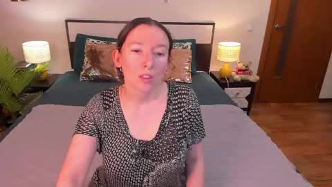 Catrin online show from May 26, 2026, 3:13 am