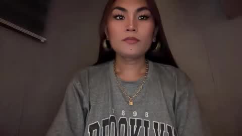 Snapshot of cathy_sanches chatting on November 12, 2025, 10:04 am cathy online show from November 12, 2025, 10:04 am