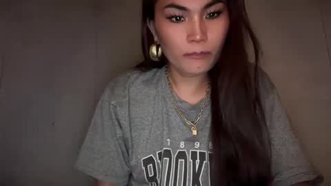 Snapshot of cathy_sanches chatting on November 19, 2025, 3:34 pm cathy online show from November 19, 2025, 3:34 pm