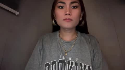 Snapshot of cathy_sanches chatting on November 21, 2025, 12:04 pm cathy online show from November 21, 2025, 12:04 pm