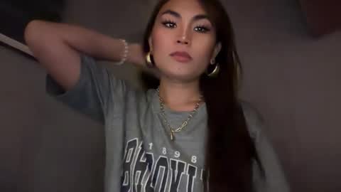 Snapshot of cathy_sanches chatting on November 25, 2025, 8:47 am cathy online show from November 25, 2025, 8:47 am