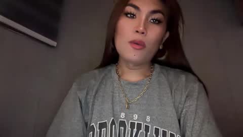 Snapshot of cathy_sanches chatting on December 2, 2025, 6:30 am cathy online show from December 2, 2025, 6:30 am