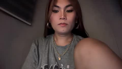 Snapshot of cathy_sanches chatting on December 17, 2025, 1:44 am cathy online show from December 17, 2025, 1:44 am