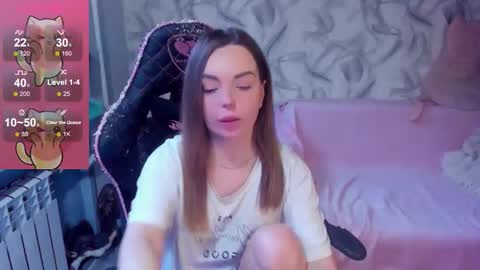 Snapshot of catisyfury chatting on November 14, 2025, 9:19 am . . online show from November 14, 2025, 9:19 am