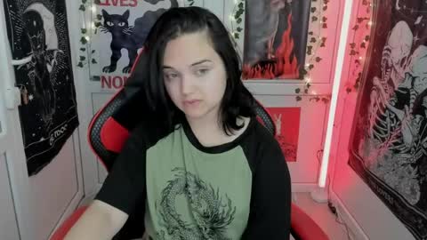 Snapshot of catrine_cute chatting on July 8, 2026, 6:51 am Catrine online show from July 8, 2026, 6:51 am