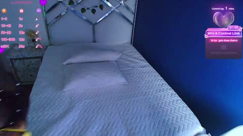 CATALEYA  online show from January 14, 2025, 2:50 am