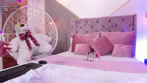 Snapshot of cattaleya_get chatting on February 14, 2025, 12:25 pm cattaleya_get online show from February 14, 2025, 12:25 pm