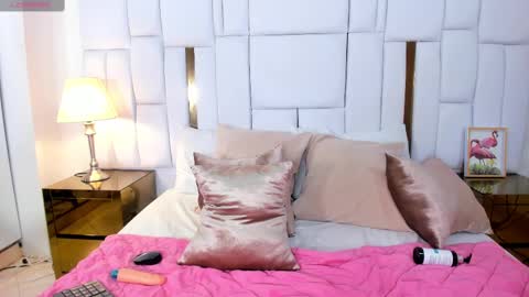 Snapshot of cattaleya_get chatting on March 1, 2025, 4:00 pm cattaleya_get online show from March 1, 2025, 4:00 pm