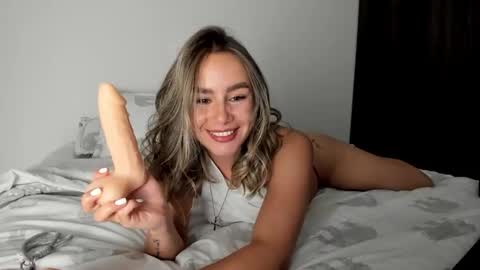 Snapshot of cattaleya_rose chatting on February 27, 2026, 12:10 am Catta online show from February 27, 2026, 12:10 am