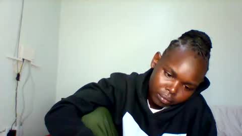 Snapshot of cavy_sweet chatting on December 2, 2024, 8:00 pm Mecy online show from December 2, 2024, 8:00 pm