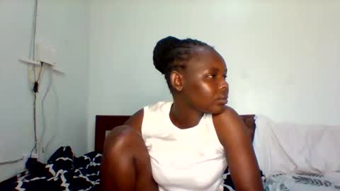Snapshot of cavy_sweet chatting on December 3, 2024, 7:43 am Mecy online show from December 3, 2024, 7:43 am