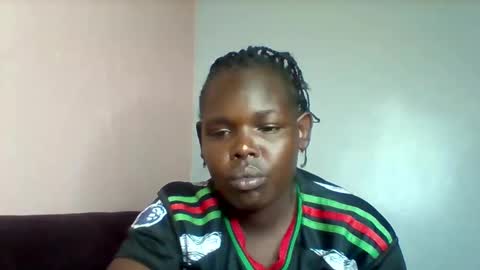 Snapshot of cavy_sweet chatting on March 16, 2026, 6:12 pm Mecy online show from March 16, 2026, 6:12 pm