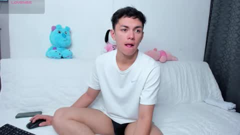 Snapshot of caydensmit chatting on December 21, 2025, 11:45 pm Cayden online show from December 21, 2025, 11:45 pm